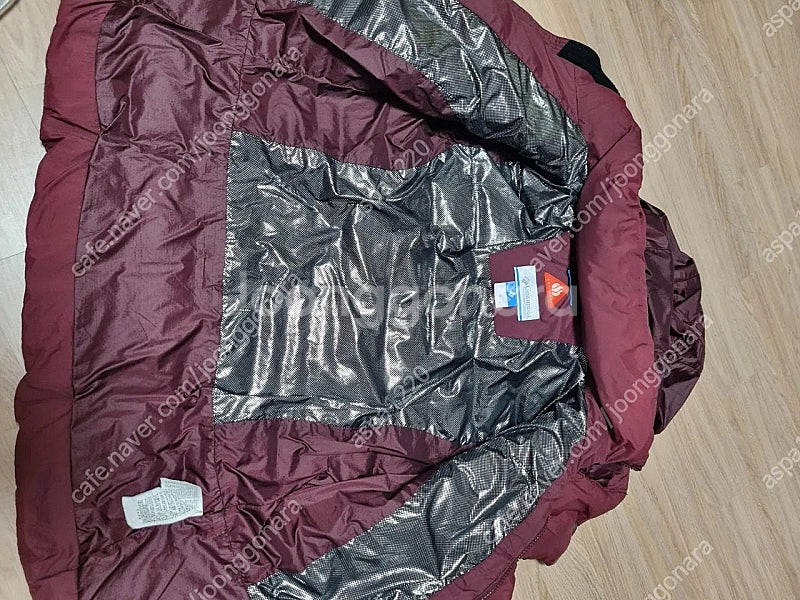 콜롬비아 경량패딩 55--5