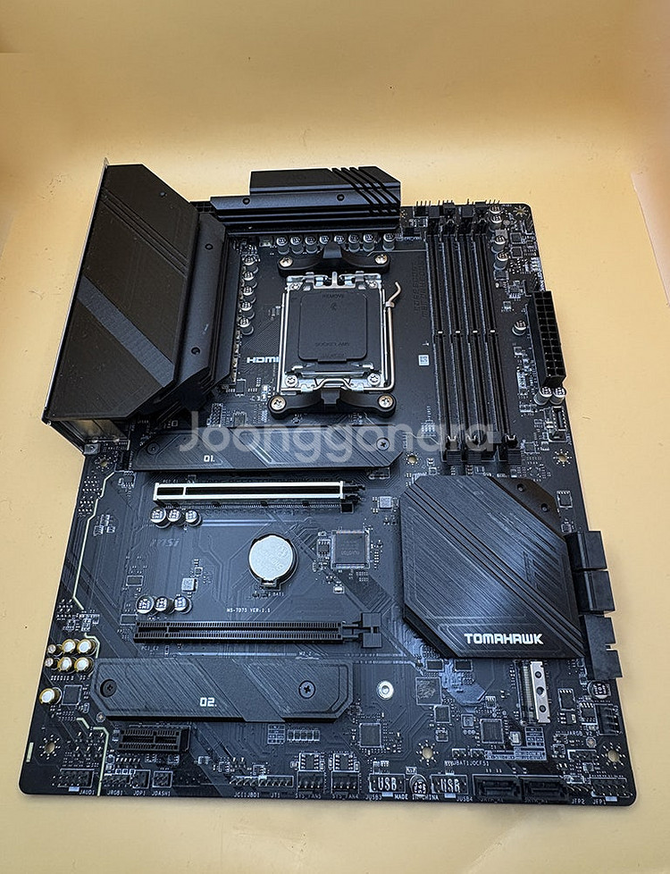 MSI B650 메인보드 (토마호크)--1