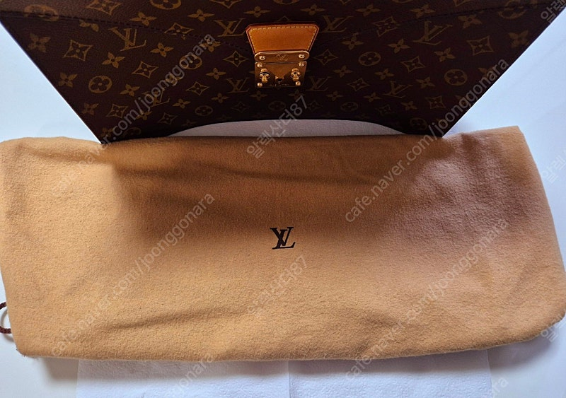 루이비통 모노그램 빈티지 서류가방 팝니다.--7