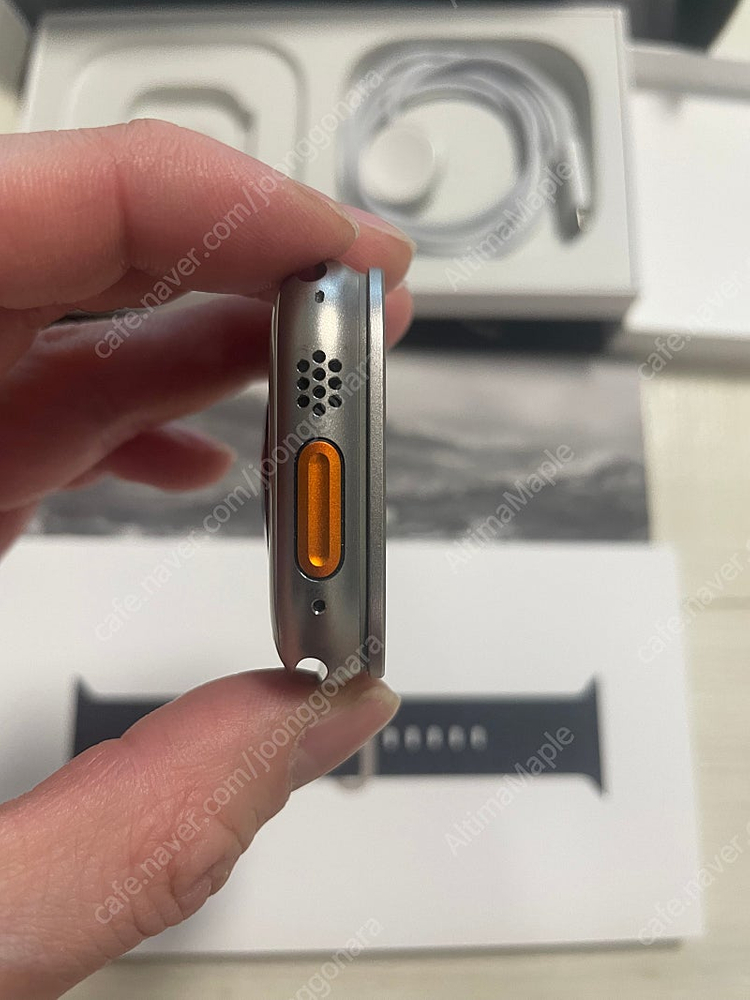 애플워치 울트라 (풀셋새제품급/오션밴드새제품급/45미리 스포츠밴드 추가) 판매합니다.--9