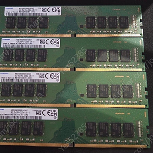 삼성 램 16gb ×4개 = 64기가 ddr4