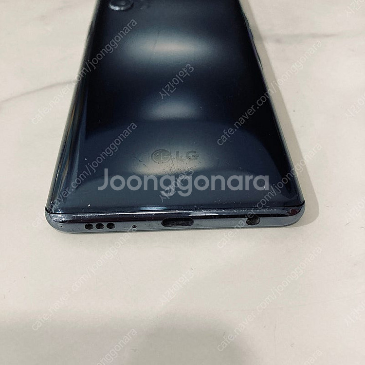 LG Q92 블랙 128기가 매우깨끗한기기 6만원 판매...--2
