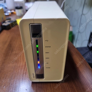 큐냅 2베이 나스 QNAP TS-212 팝니다. 하드 5TB