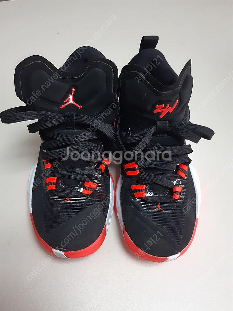 가격내림 나이키조던 아동농구화230--0