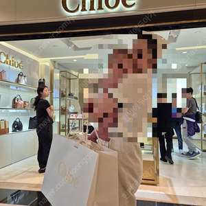 끌로에 미듐 토트