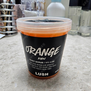 러쉬(LUSH)_바디스크럽(Body Scrub)&핸드 밤(Hand Balm) 팝니다