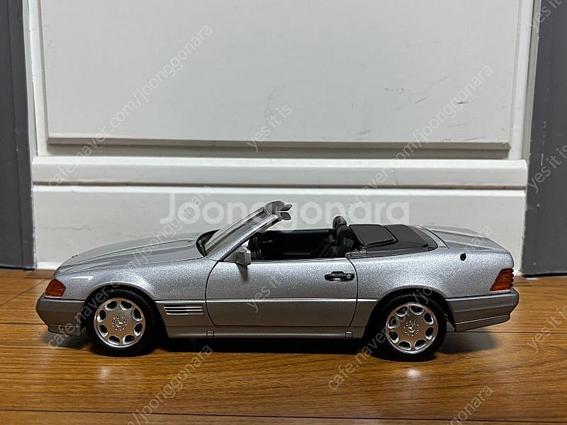 1/18 1:18 노레브 벤츠 R129 SL500 딜러...--1