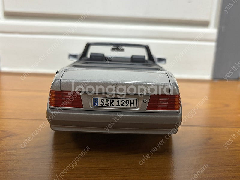 1/18 1:18 노레브 벤츠 R129 SL500 딜러...--3