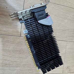 갤럭시 gt710 lp형 그래픽카드 3개 일괄 판매합니다