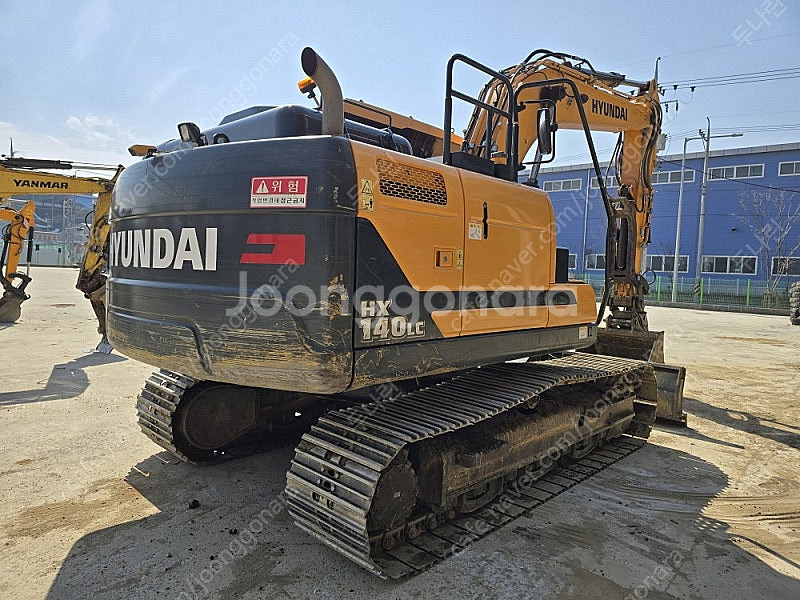 현대 HX140LC 2021년식 가동3천 삽날 회전라인...--2