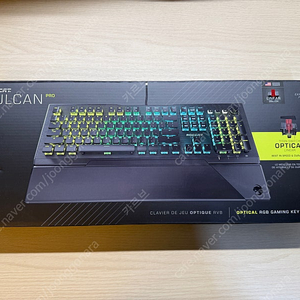 로켓 로캣 roccat vulcan pro 풀배열 블랙 키보드 판매합니다