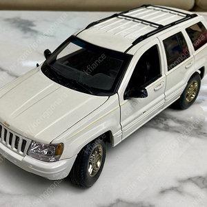 오토아트 1/18 다이캐스트 지프(Jeep) 판매