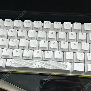 커세어 k70 PRO MINI 화이트