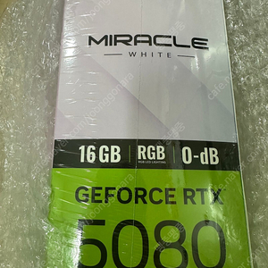 대구) 이엠텍 RTX 5080 MIRACLE WHITE D7 16GB 새제품