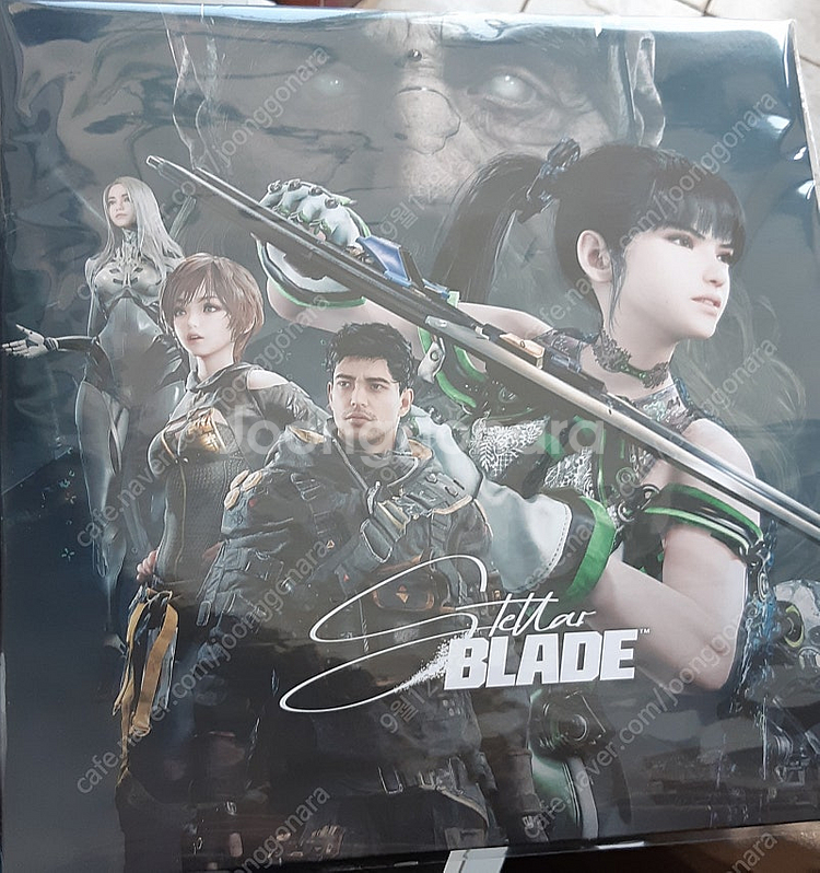 스텔라 블레이드 LP2 (미개봉 우체국택포 7만5천 )--0