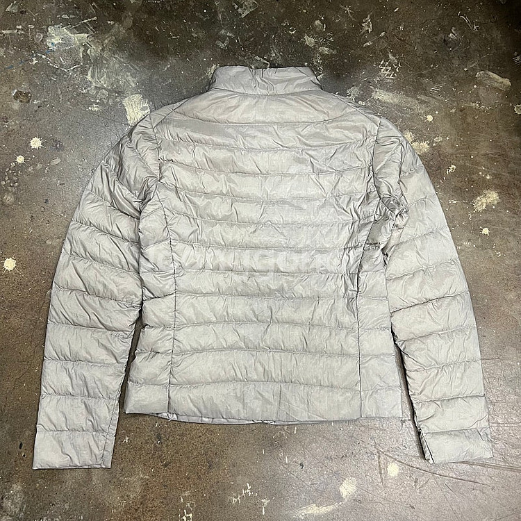 s) 유니클로 울트라라이트다운 경량 패딩 점퍼--2