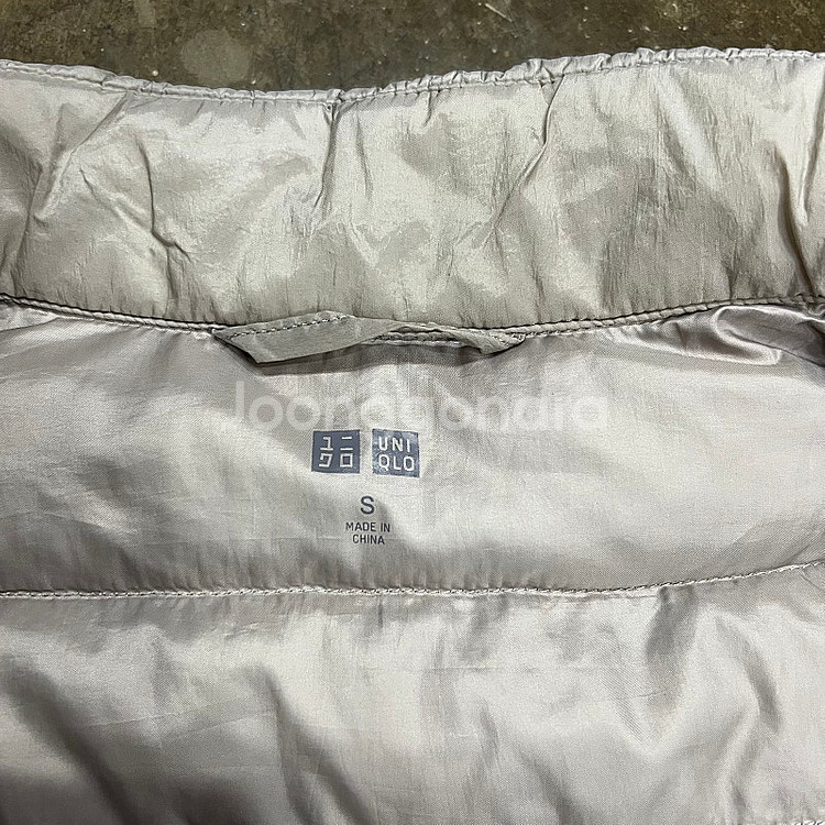 s) 유니클로 울트라라이트다운 경량 패딩 점퍼--4