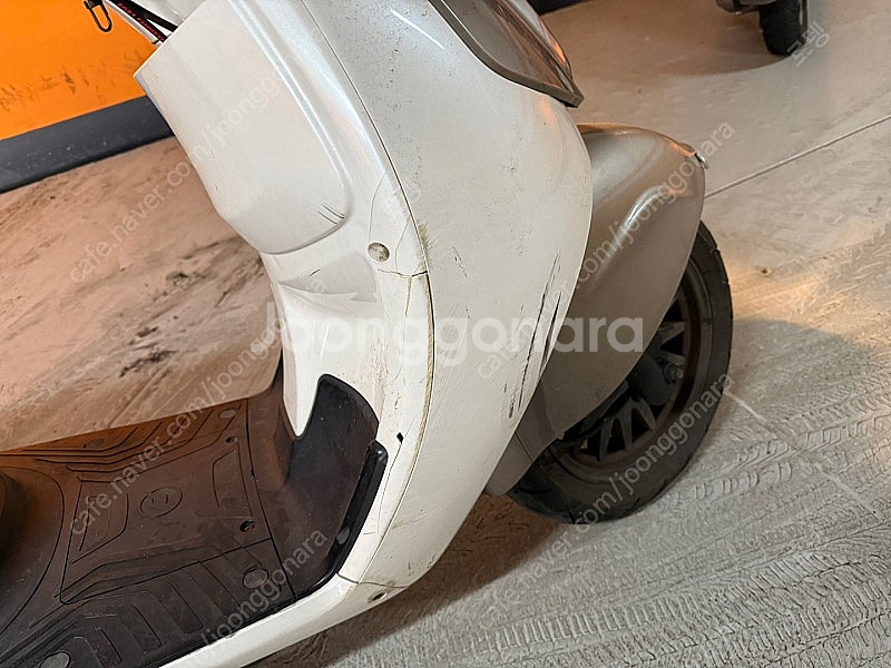 클래식 스쿠터 대림 아로마 125CC--4