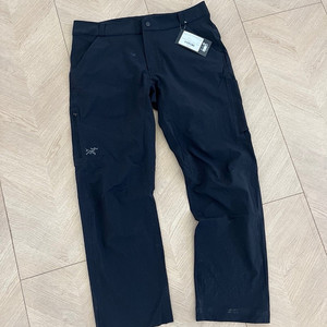 좌쓰 Arc'teryx Cronin Pants Black 아크테릭스 크로 닌 팬츠 블랙