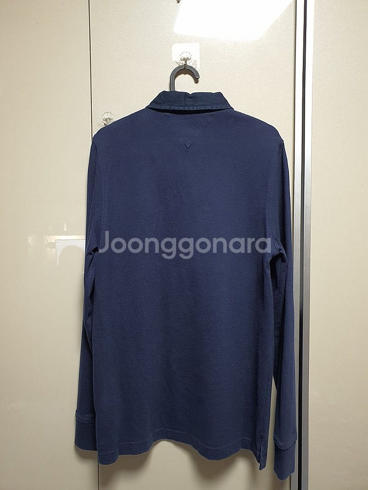 타미힐피거 빅로고 긴팔카라넥티셔츠(xs)//1.5만원--5