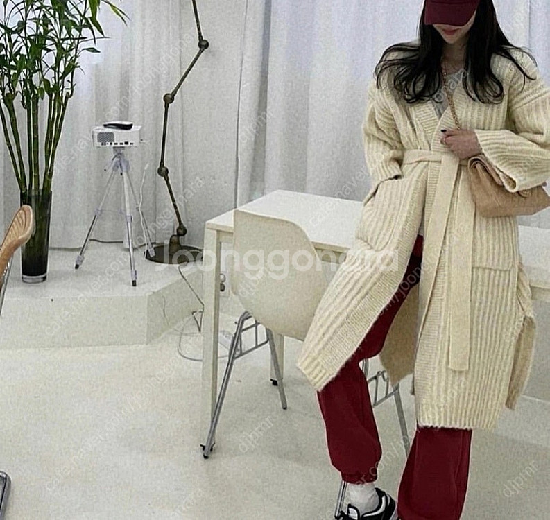 엔돌핀롱가디건(브라운 색상 새상품)벨201 드하우 러브...--1