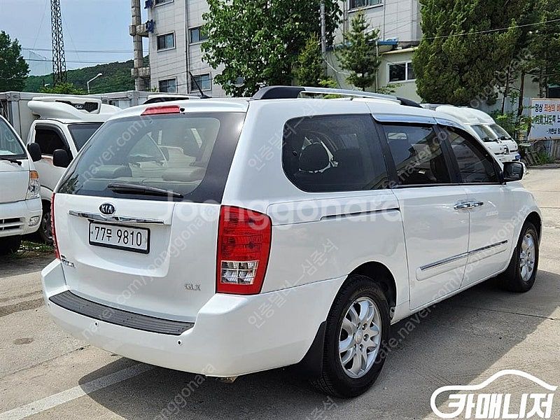 [기아]카니발R 그랜드 GLX 고급형 중고차 판매합니다--6