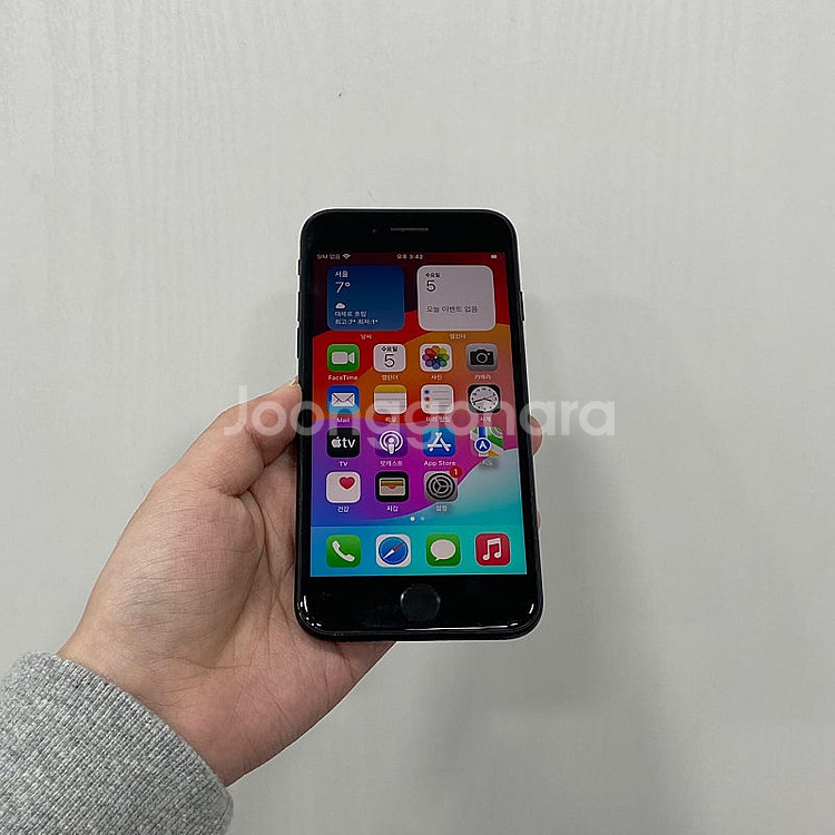 72422 아이폰SE3 64기가 블랙 공기계 팝니다 1...--0