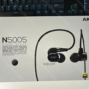AKG N5005 신품급 판매합니다.