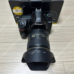 니콘 정품 D780 바디 24-120 렌즈 셋트로 판매합니다.