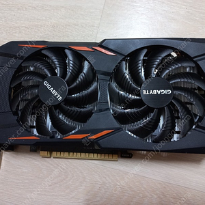 gigabyte gtx1050ti 4gb 그래픽카드 팝니다.(택포)