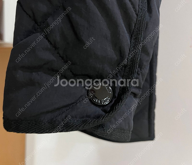버버리 체온조절 퀼팅 자켓 블랙--8