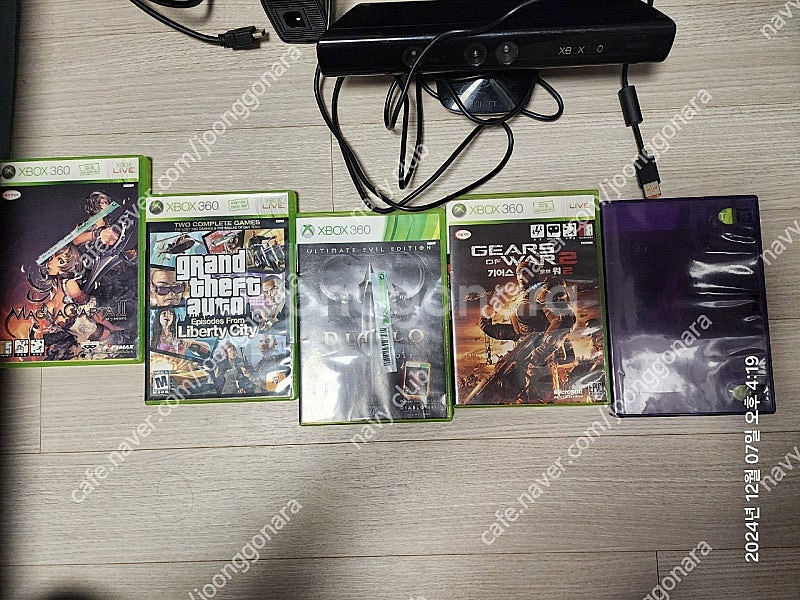 엑스박스360본체 키넥트 CD5장 일괄 팝니다 조이스틱...--1