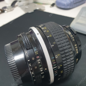 니콘 MF55mm f1.2 팝니다.