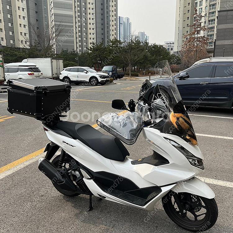 Pcx125 24년식 3700km 배달셋팅--3