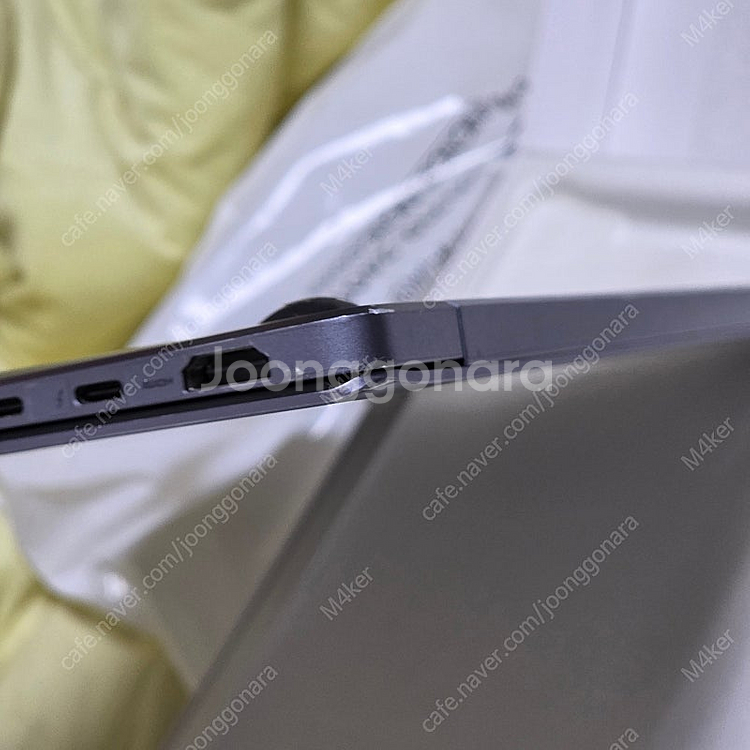 갤럭시북4 프로 16인치 판매합니다. (NT960XGQ...--9