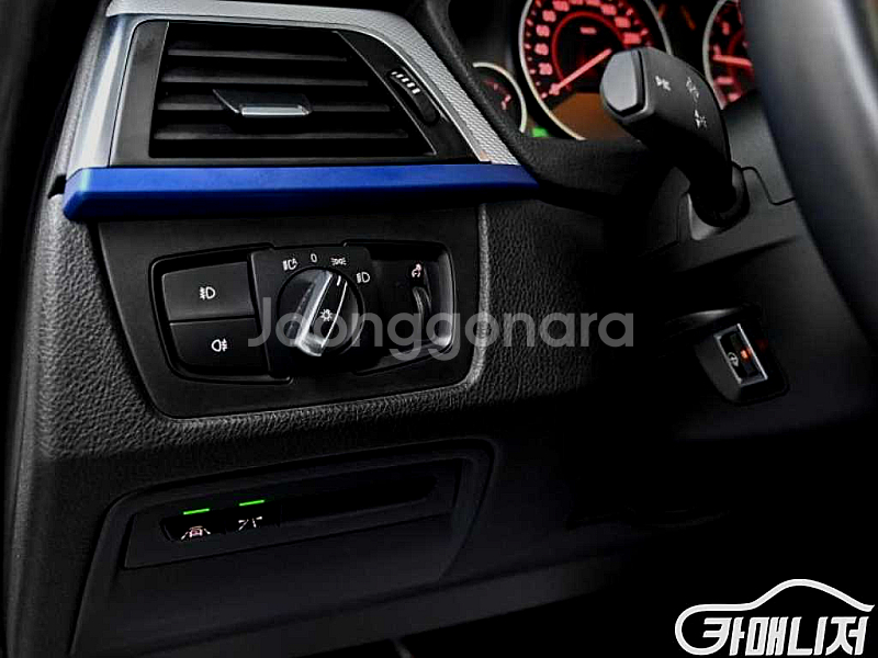 [BMW]3시리즈 (F30) 320i M 스포츠 (5인...--8