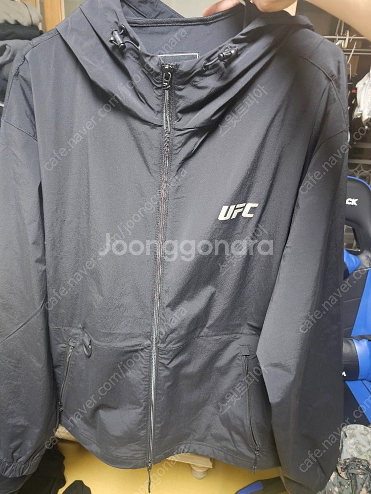 ufc 워밍업 레귤러핏 바람막이 자켓 블랙 xl--4