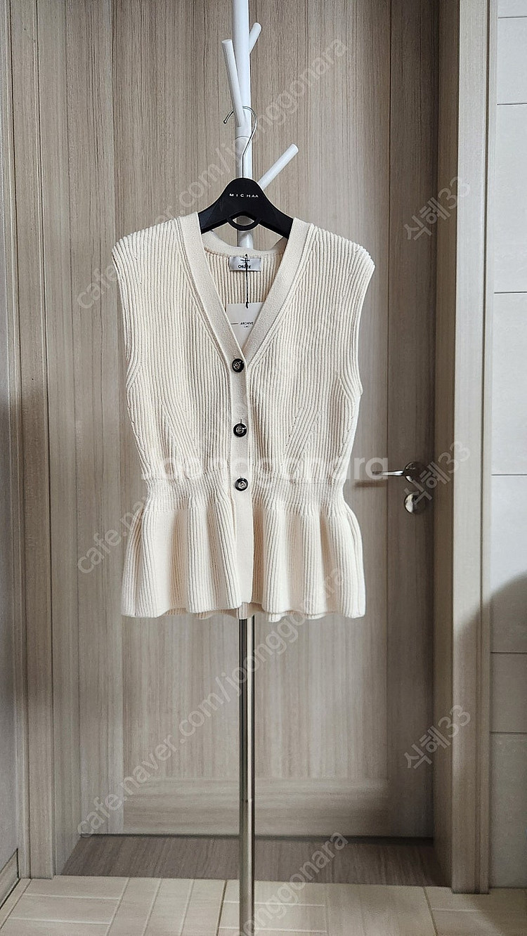 오브제 니트 베스트 새상품 (한섬 타임 마인 랑방 미샤 시스템 원피스)--3