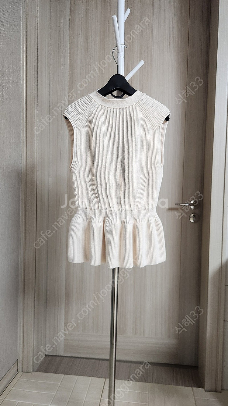 오브제 니트 베스트 새상품 (한섬 타임 마인 랑방 미샤 시스템 원피스)--7