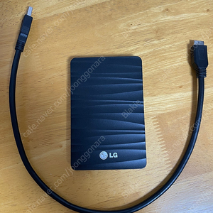 LG XE4 usb3.0 (500GB) 외장하드 팝니다.