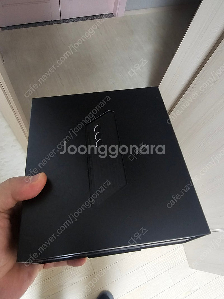 [A++급] 폴드SE 200만 판매합니다.--6