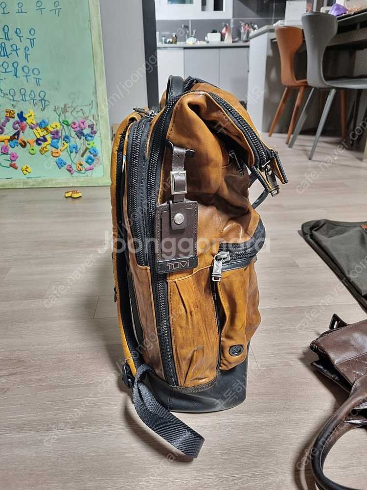 투미 롤탑 백팩 한정판--1
