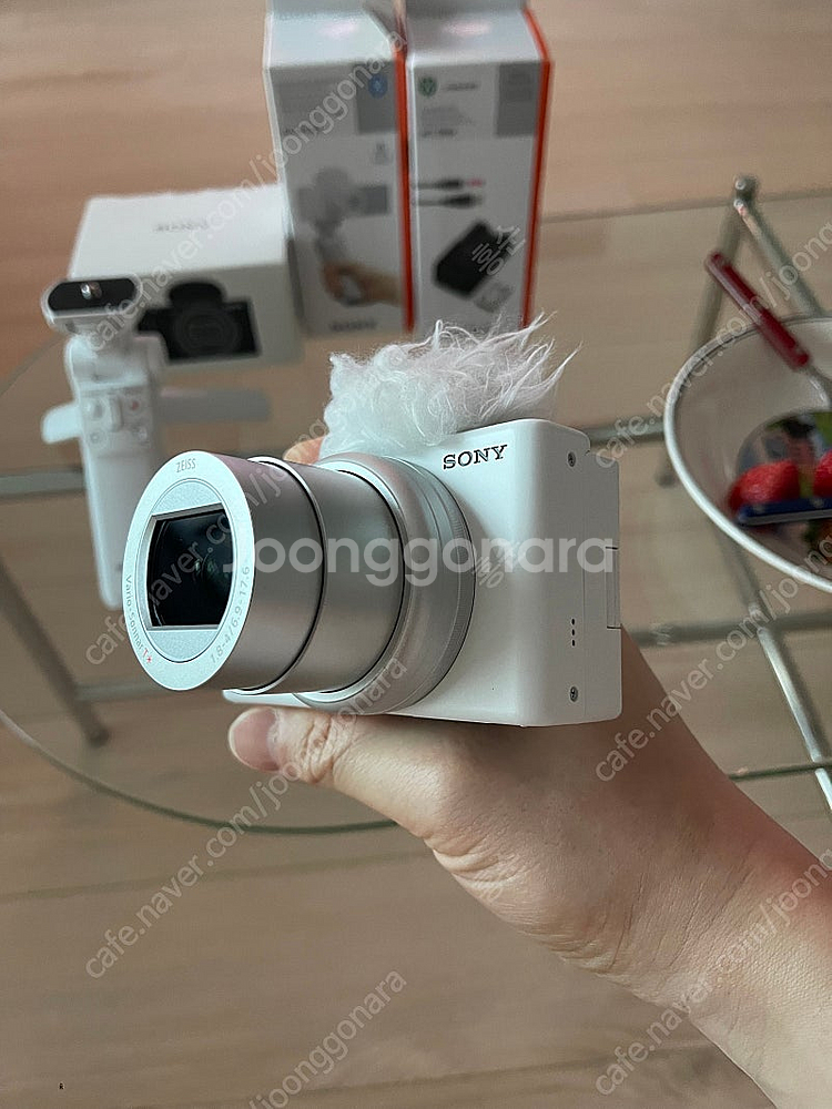 소니 ZV-1M2 + GP-VPTB2 (화이트) / 완...--2