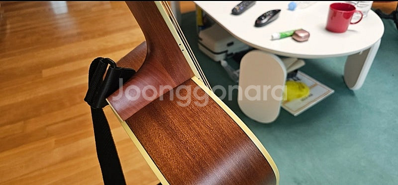 오봉 기타 크라운 수제 통기타--7