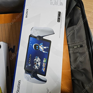 ps포탈본체+충전기거치대+액정강화필름+가방+아머케이스팝니다 택배포함