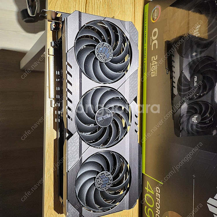 asus TUF 4090 4개월사용품 팝니다.--1