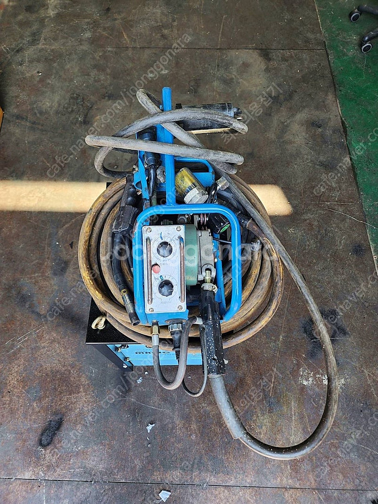 [판매] 중고 국산 인버터 CO2 용접기 350A--5