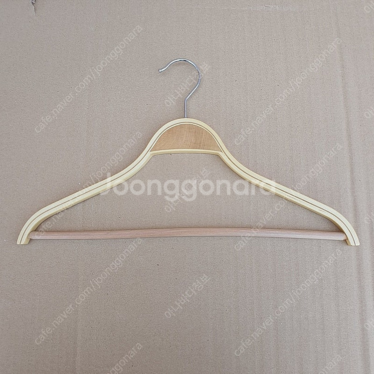 옷걸이 여성용 목재옷걸이 중고품--0