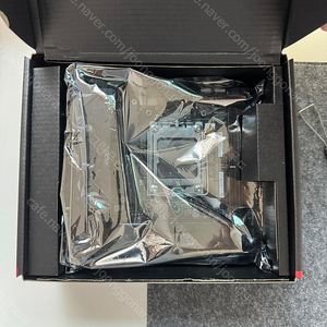ROG STRIX B650E-I GAMING WIFI 메인보드 판매합니다