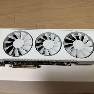 Xfx 7900gre white 팔아요